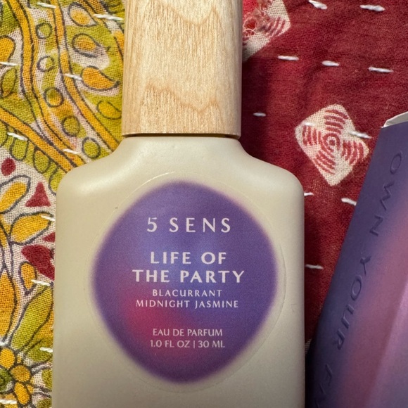NIB: 5 Sens Life Of The Party Eau De Parfum• Full Size - Picture 4 of 5